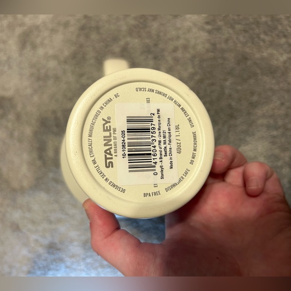 40 ounce Stanley - Picture 5 of 6